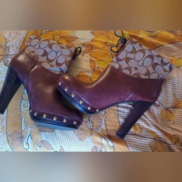 Coach Shoes - Y2k Coach Vintage Ediva Heeled Studded Boots